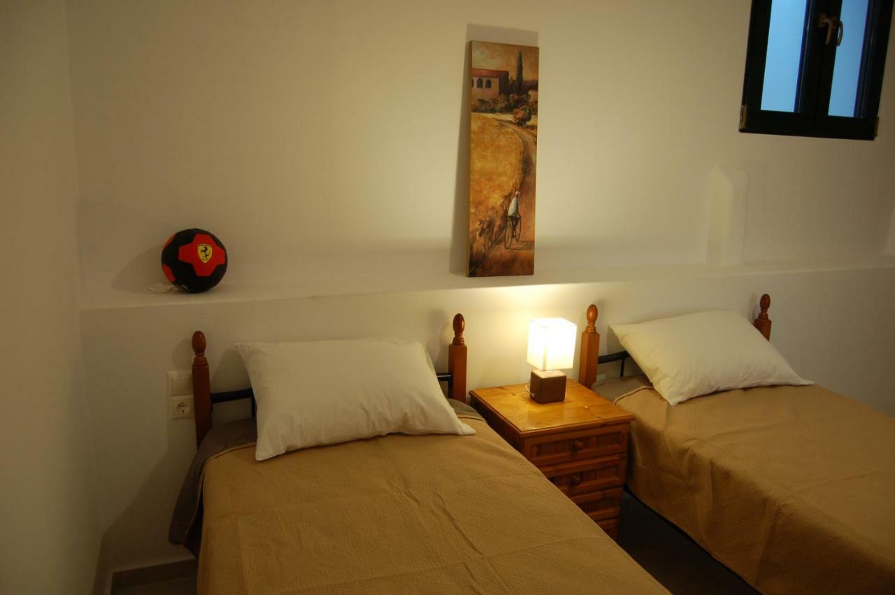Vrondos Apartments Faneromeni  Bagian luar foto